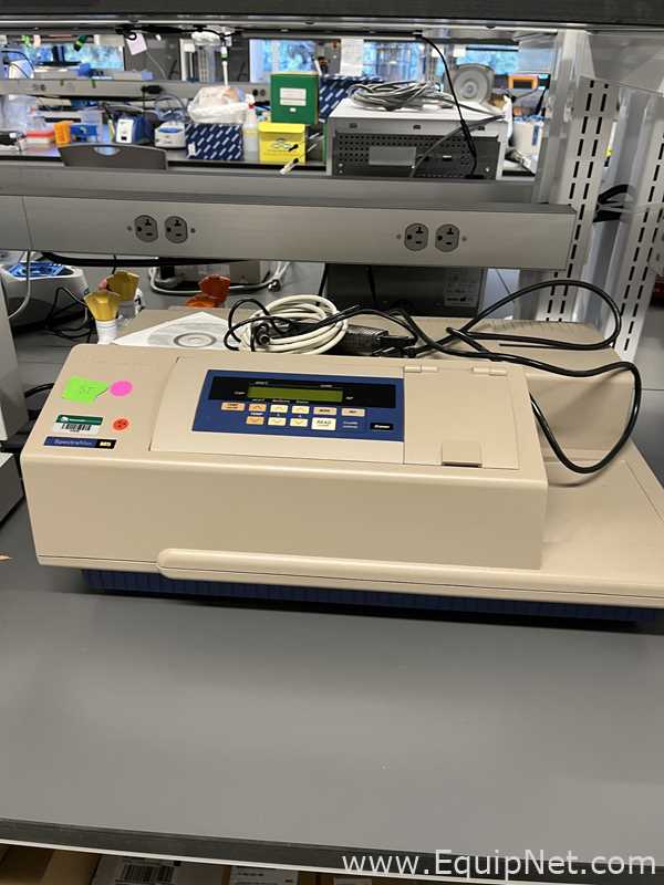 Molecular Devices SpectraMax M5 Microplate Reader