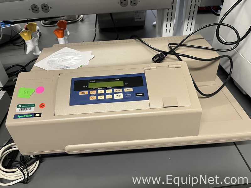 Molecular Devices SpectraMax M5 Microplate Reader