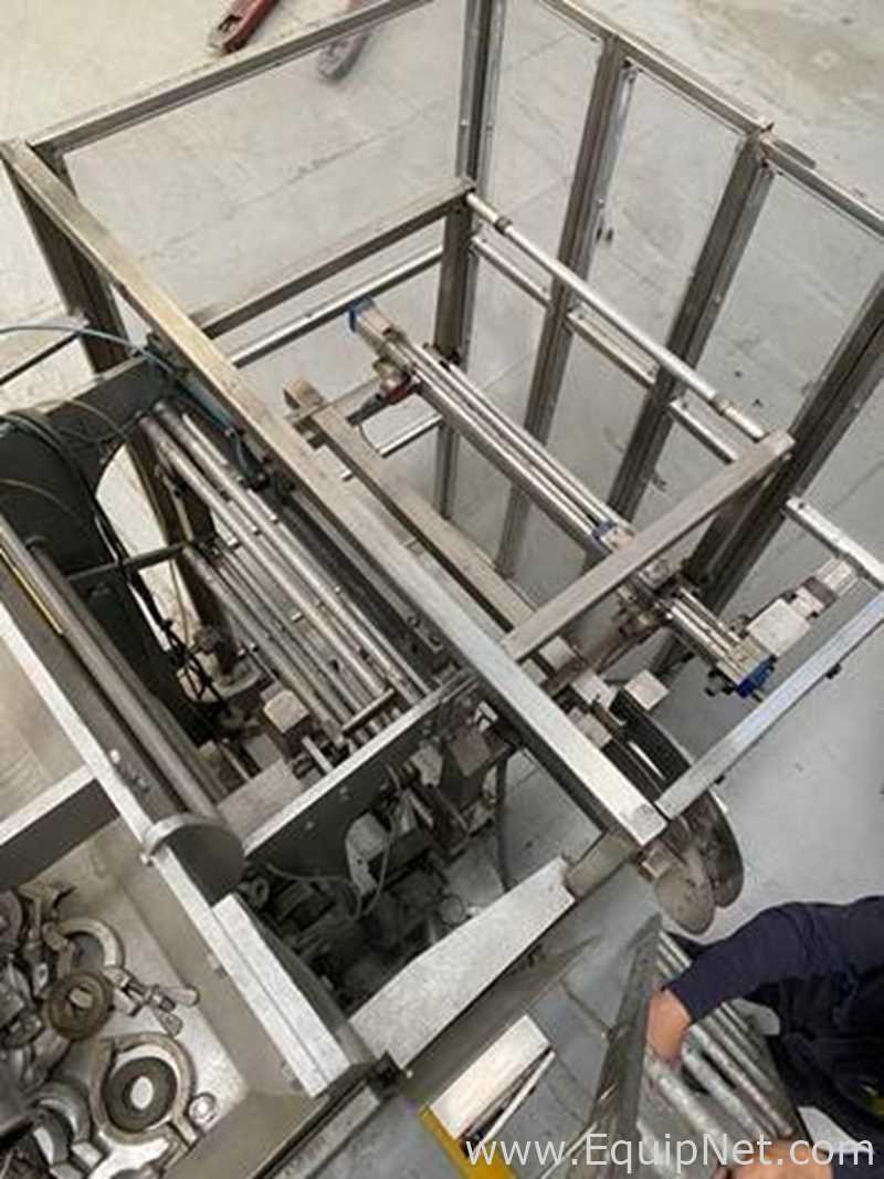 Máquina Vertical de Formado, Llenado y Sellado para Líquidos en Stick Pack o Sachet Aranow Arafrom 8
