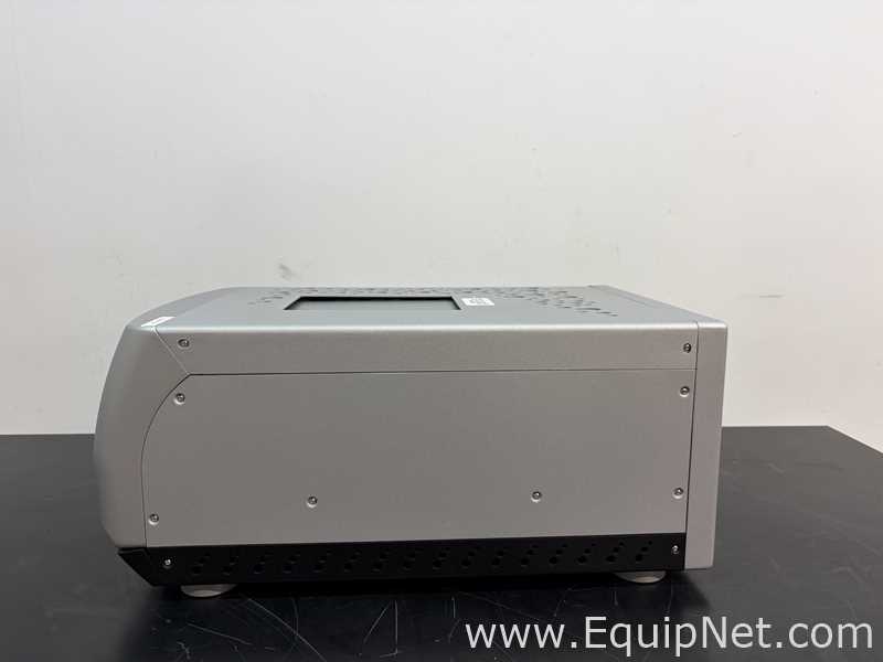 Wyatt Technology  WPR2-08 Microplate Reader