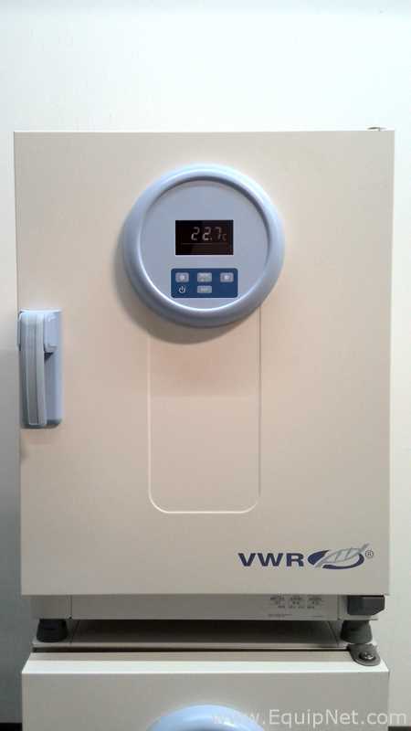 VWR Gr Con 2.6CF Double Stacked Incubators