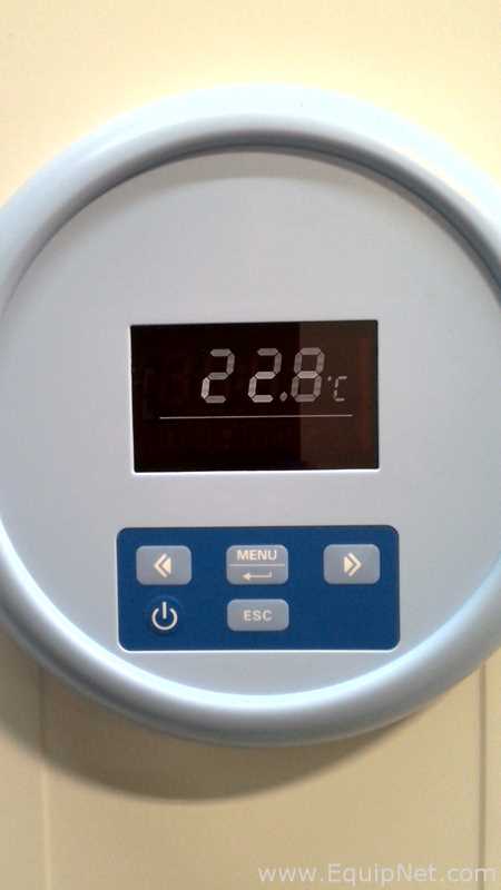 VWR Gr Con 2.6CF Double Stacked Incubators