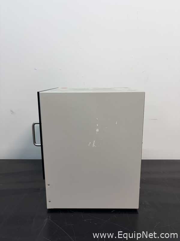 Incubadora Boekel 132000