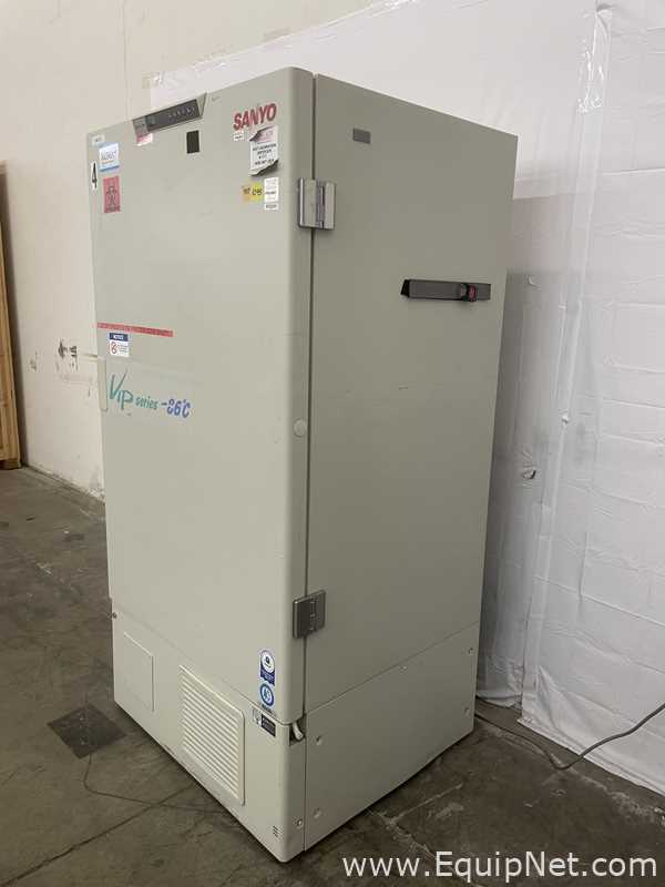 Congelador Sanyo MDF-U71V