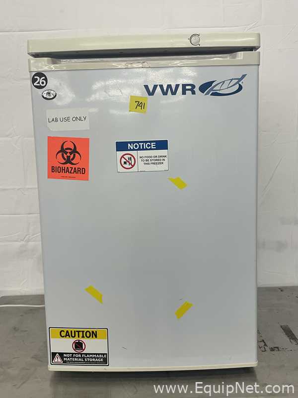 VWR SCUCFS-0420 Undercounter Refrigerator