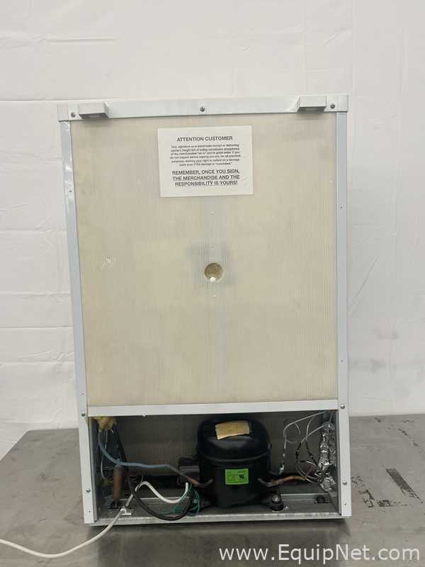 VWR SCUCFS-0420 Undercounter Refrigerator
