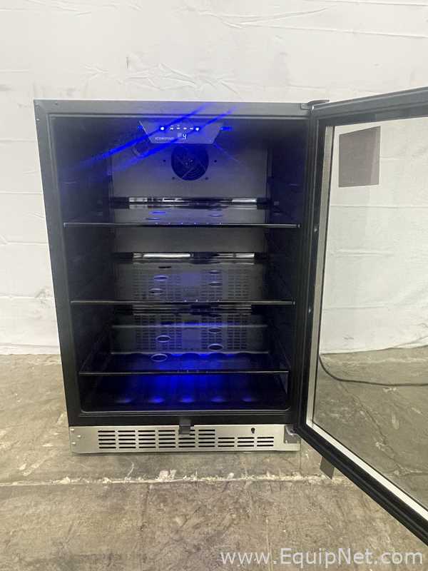 Unidade de Refrigeração Edgestar CBR1502SG