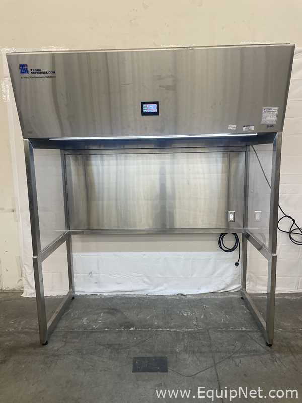 Capela de Exaustão e Fluxo Laminar Terra Universal 2001-32E