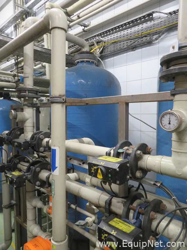 Structural Europe N.V. 710 Liter Ion Exchange Water Softener Tank