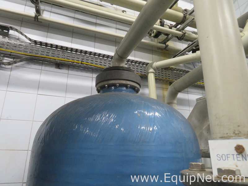 Structural Europe N.V. 710 Liter Ion Exchange Water Softener Tank