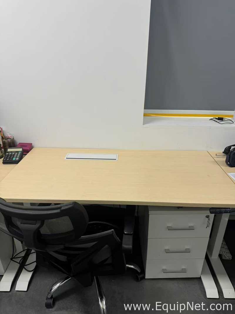 Lot of 4 Sets of Office Furniture Lot 924