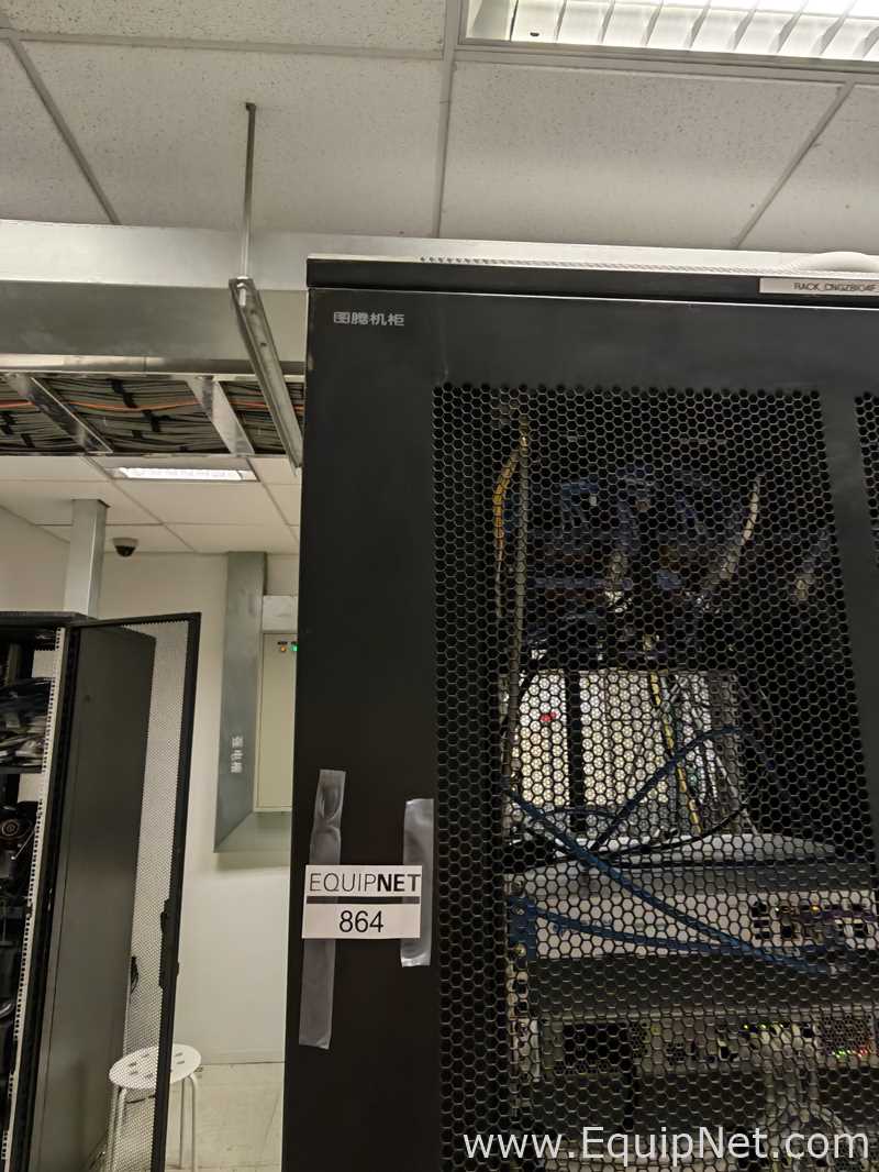 Equipo de Computación Toten Cabinets DL380