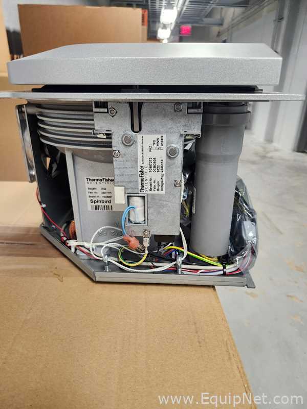 Thermo Fisher Scientific 43056946 Laboratory Centrifuge