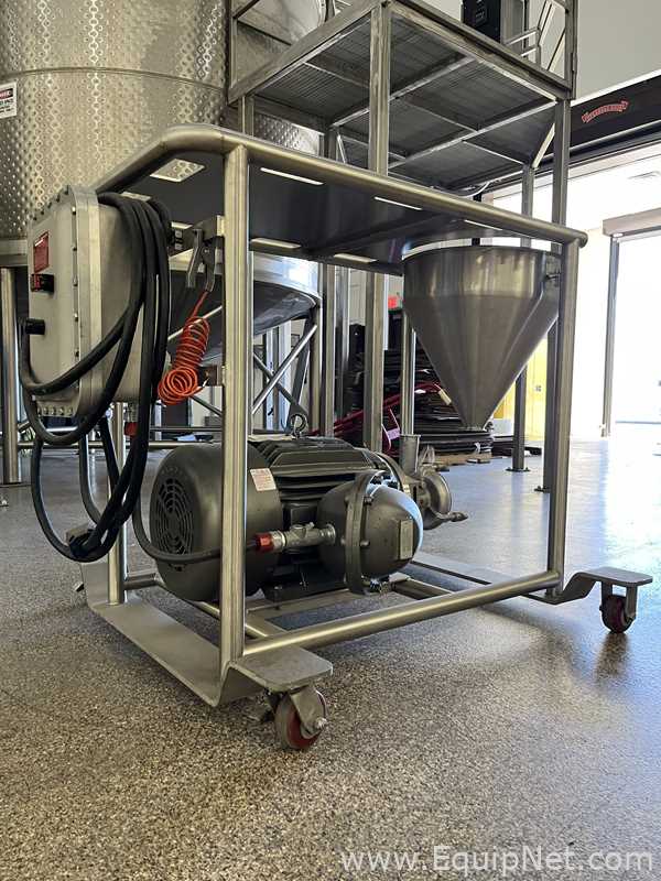 Ampco Pumps Co. Powder Blender with P1-V520-280TSC Sanitary Centrifugal Pump 25/20 HP XP