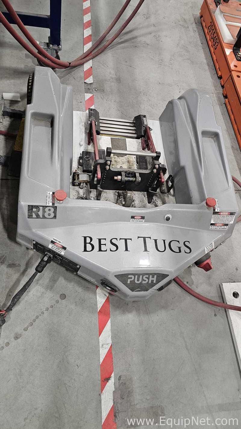 Manipulação de Material Best Tugs R8