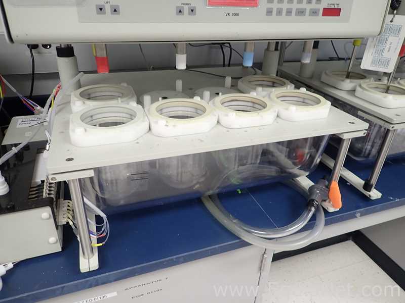 Varian VK7000 Dissolution System with VK8000 System Monitor, Pump Switch, VK750D Heater