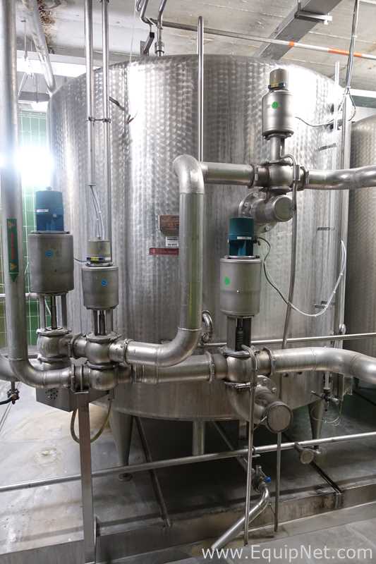 Jedinstvo Zagreb 105 HL - 89 BBL Stainless Steel  Vertical Tank With Agitator