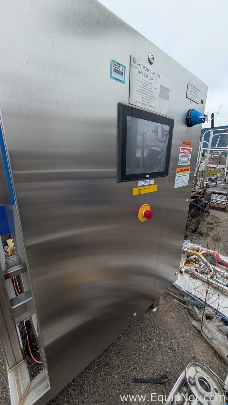 Sistema de Purificação e Destilação de Água Sani Fab Hot Water System