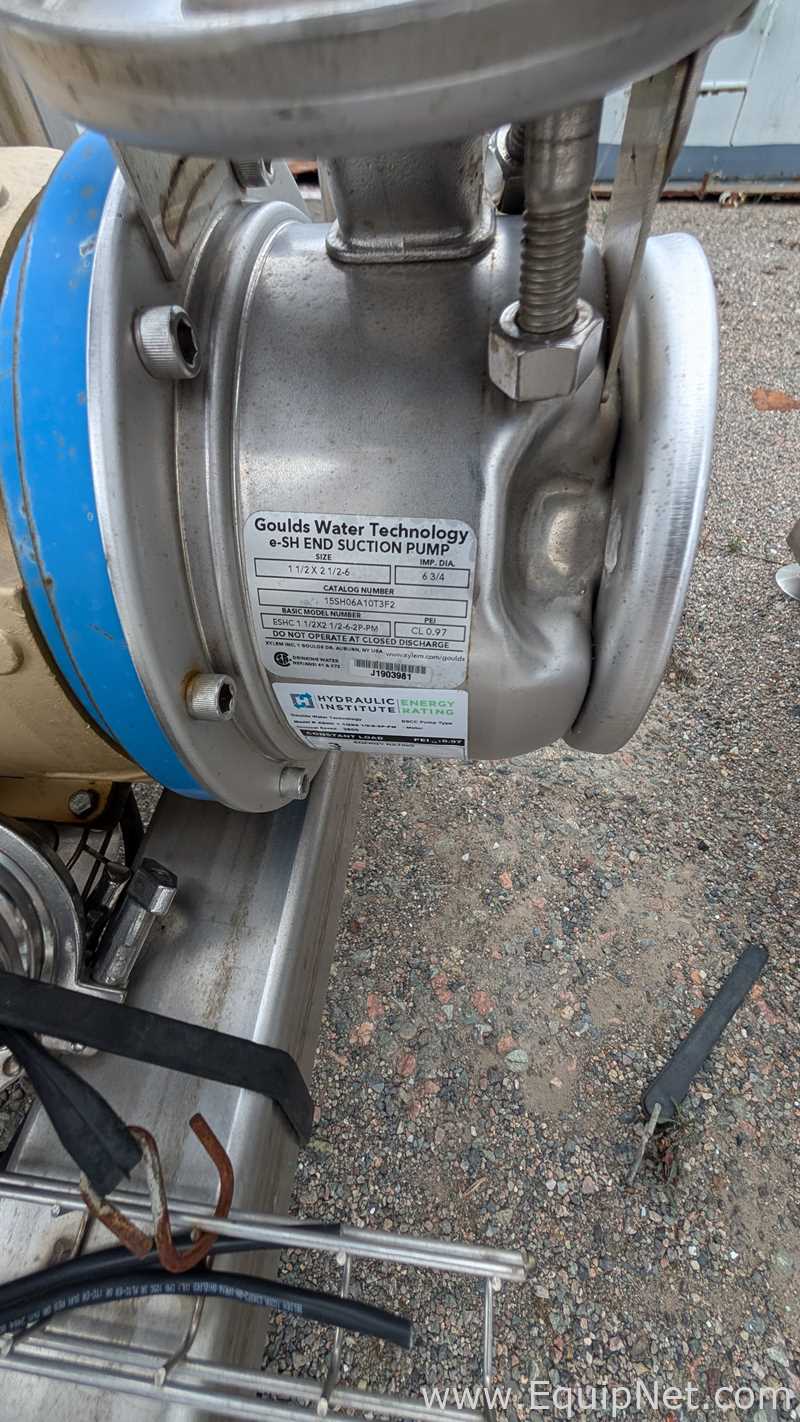 Sistema de Purificação e Destilação de Água Sani Fab UV Treatment Skid