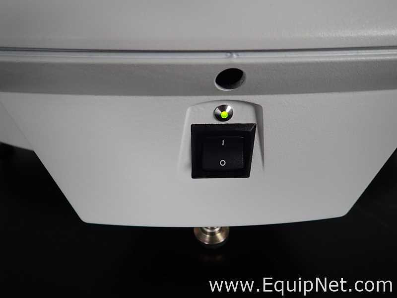 Empilhadora e Manipuladora de MicroPlaca Perkin Elmer Twister 3