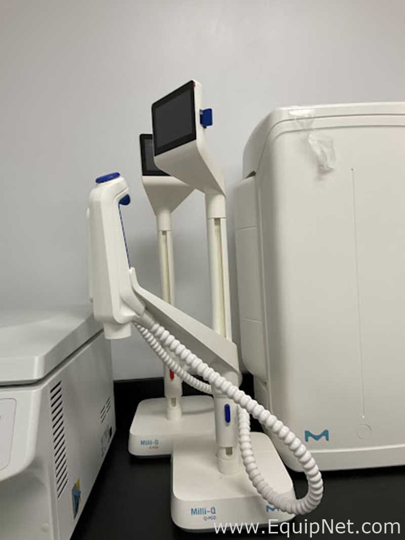 Sistema de Purificación y Destilación de Agua Mili-Q  IQ 7015