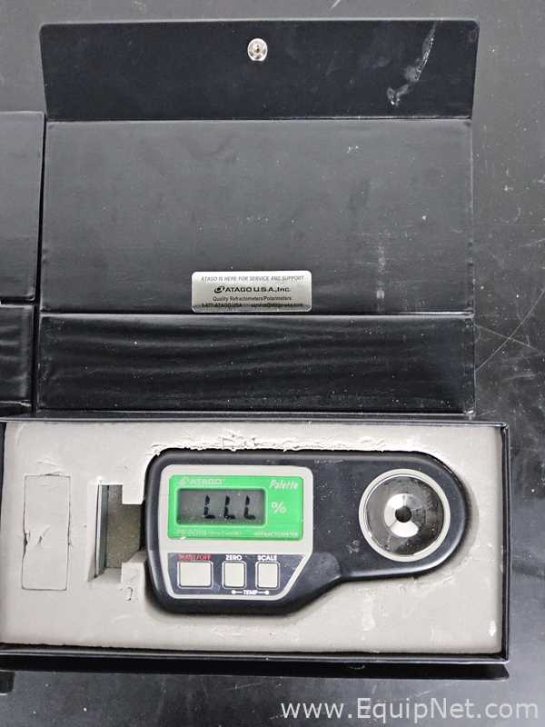 Lote de 2 Refractómetro Atago Co, Ltd. PR-201a