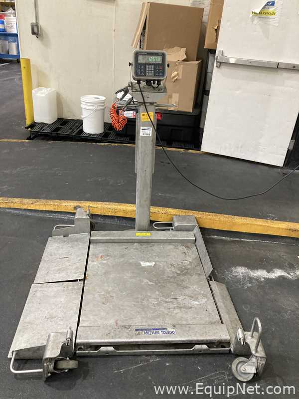 Mettler Toledo Deckmate Floor Scale With Avery Weigh-Tronix Controller