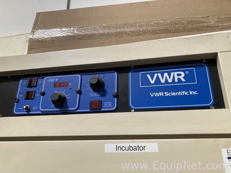 Incubadora VWR Scientific 1910