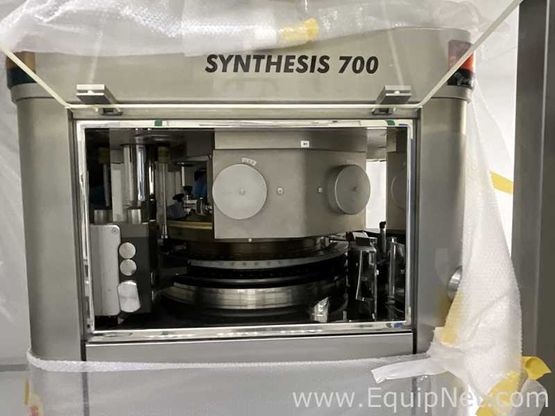 Compressora de Comprimidos IMA Kilian GmbH  Synthesis 700