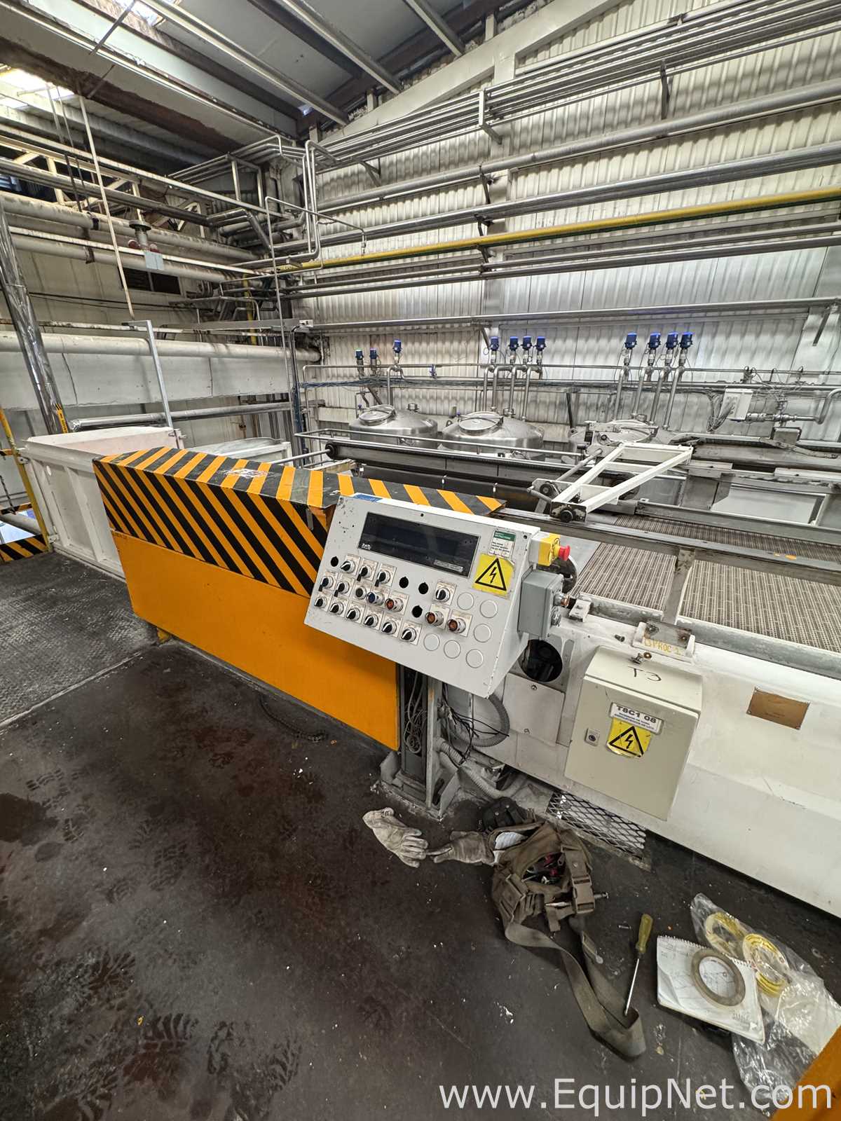 Goldco R4401A-R Cans Filling Line Depalletizer