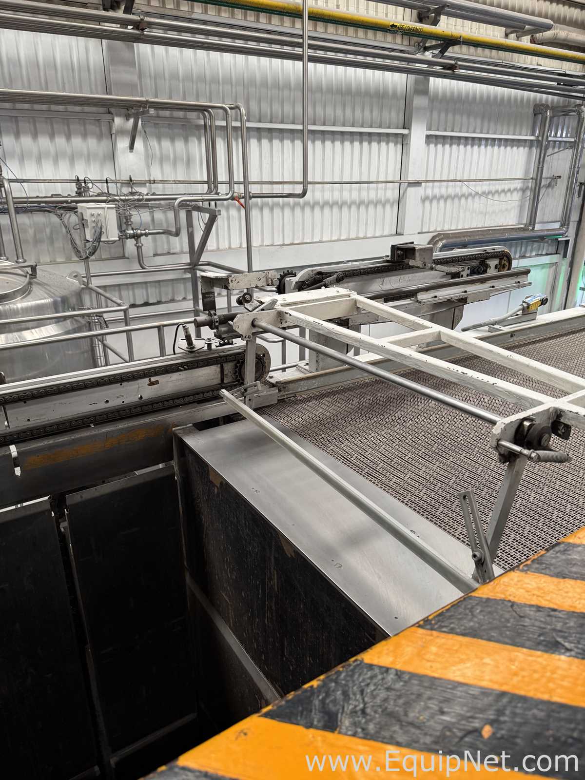 Goldco R4401A-R Cans Filling Line Depalletizer