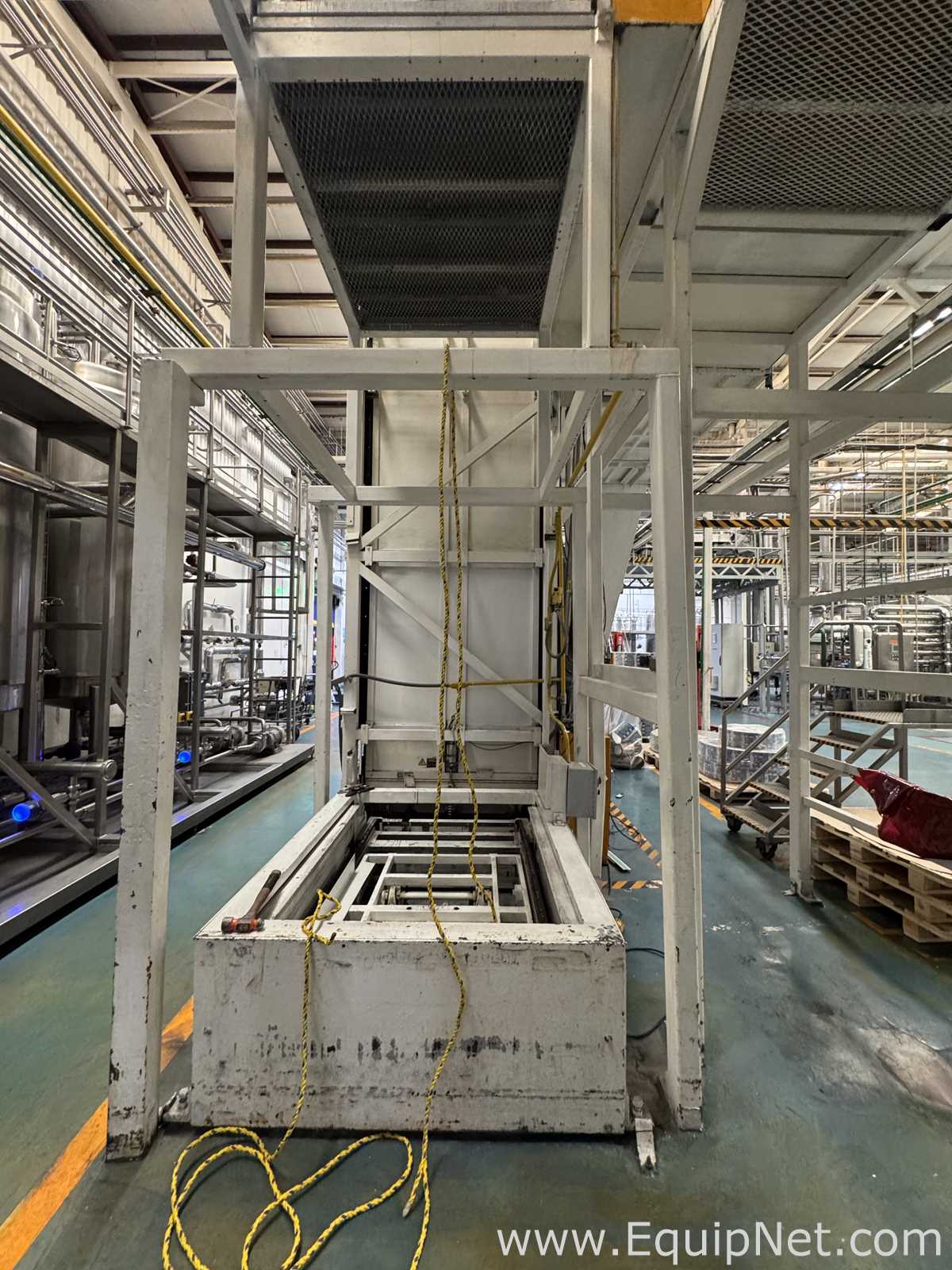 Goldco R4401A-R Cans Filling Line Depalletizer