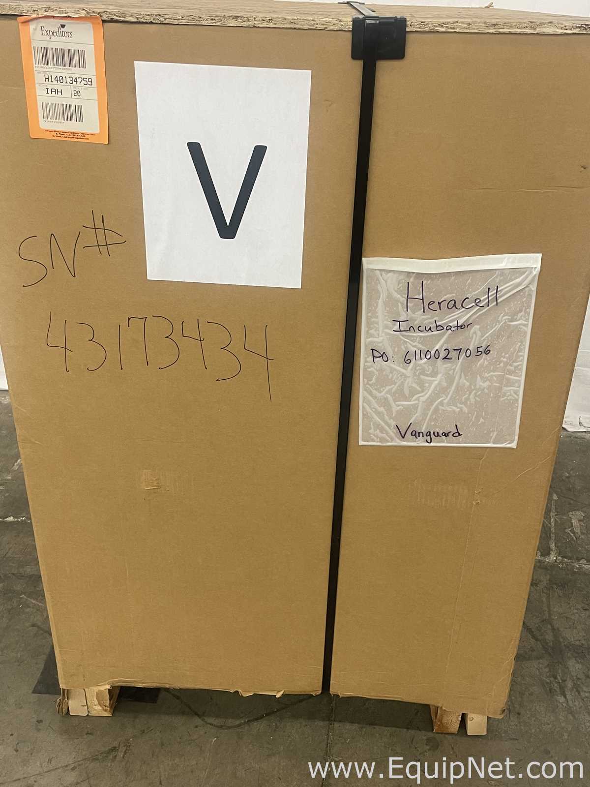 Thermo Scientific Heracell Vios 160i LK CO2 Incubator Unused in Original Box