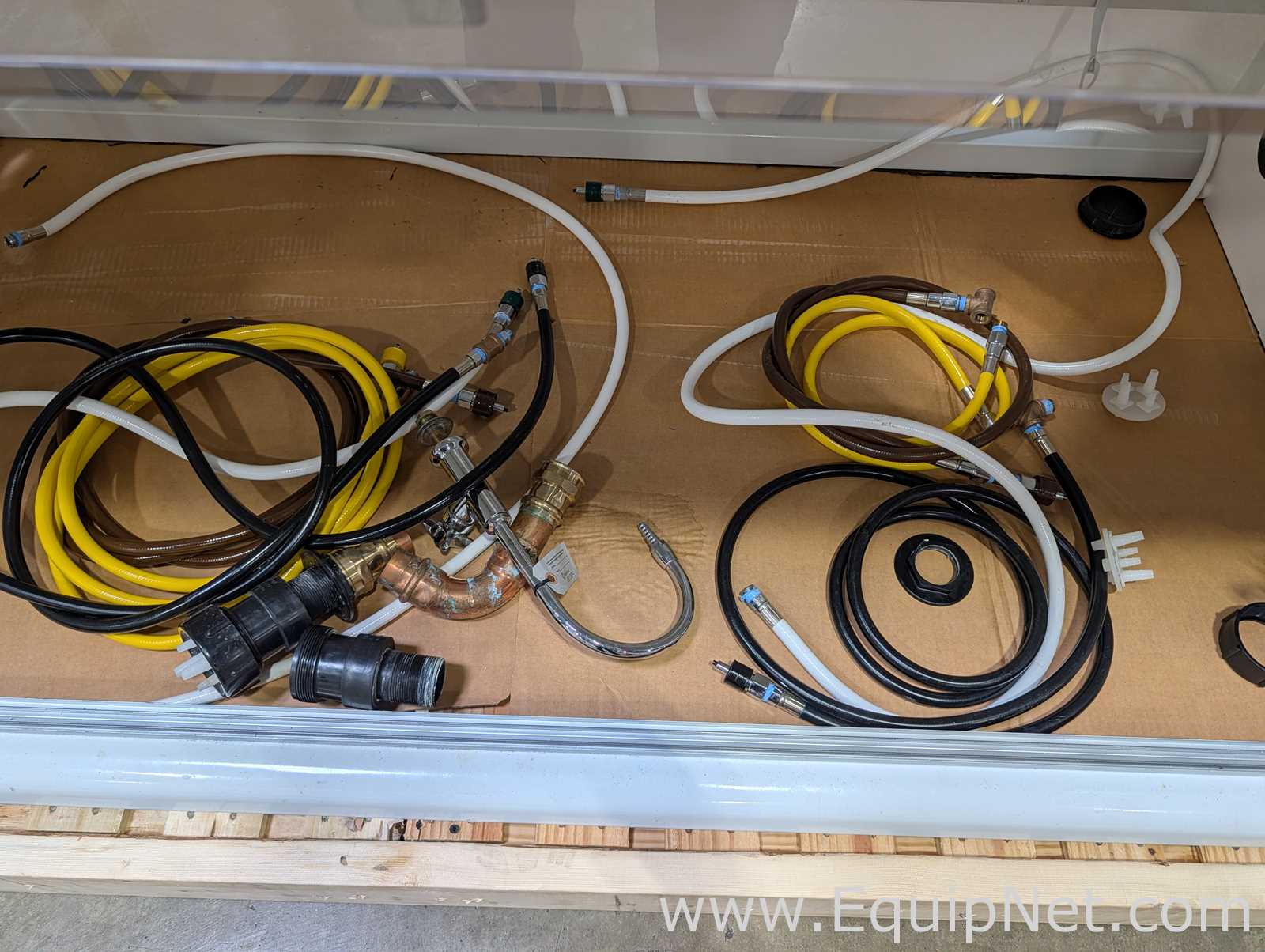 Hemco Laboratory Enclosure Fume-Hood System