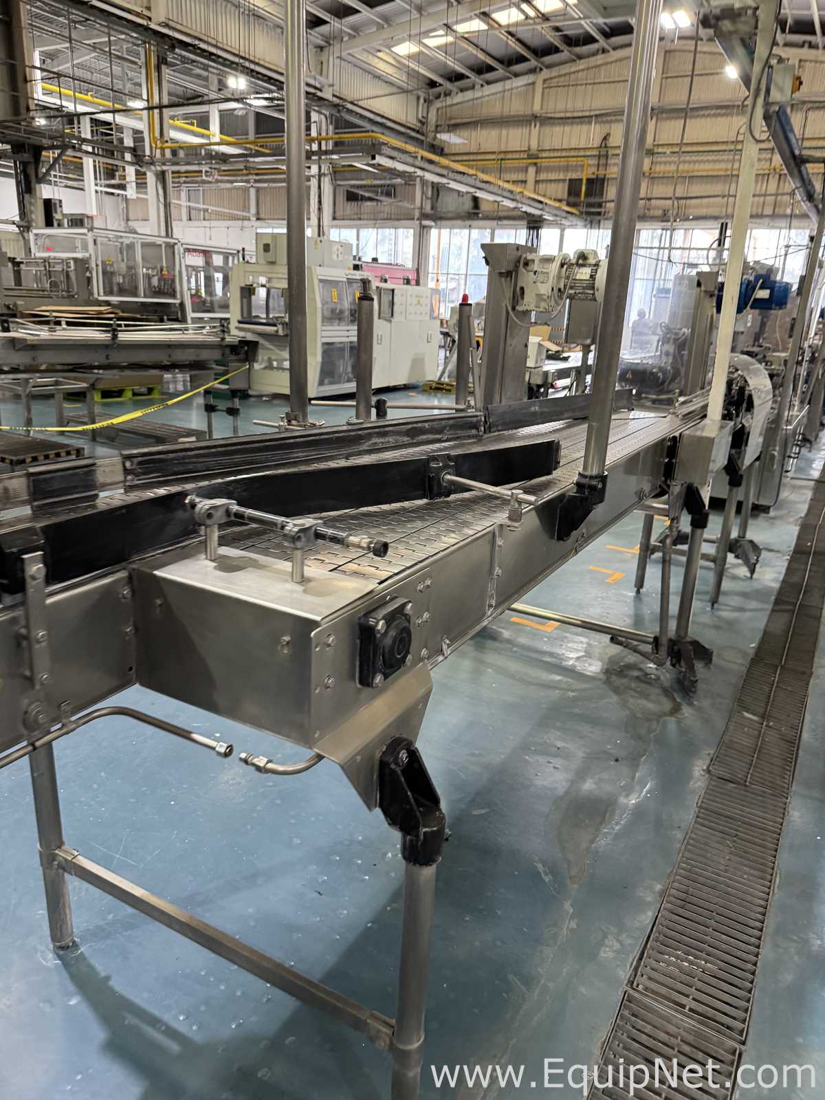 Accumulation Stainless Steel Table Top Conveyors For Glass Bottle Filling Line