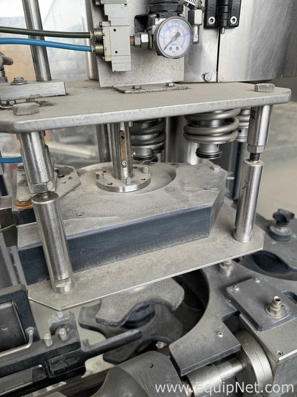 MBF Capmatic 240/3P Cider Plug Capper With Feeding Conveyor
