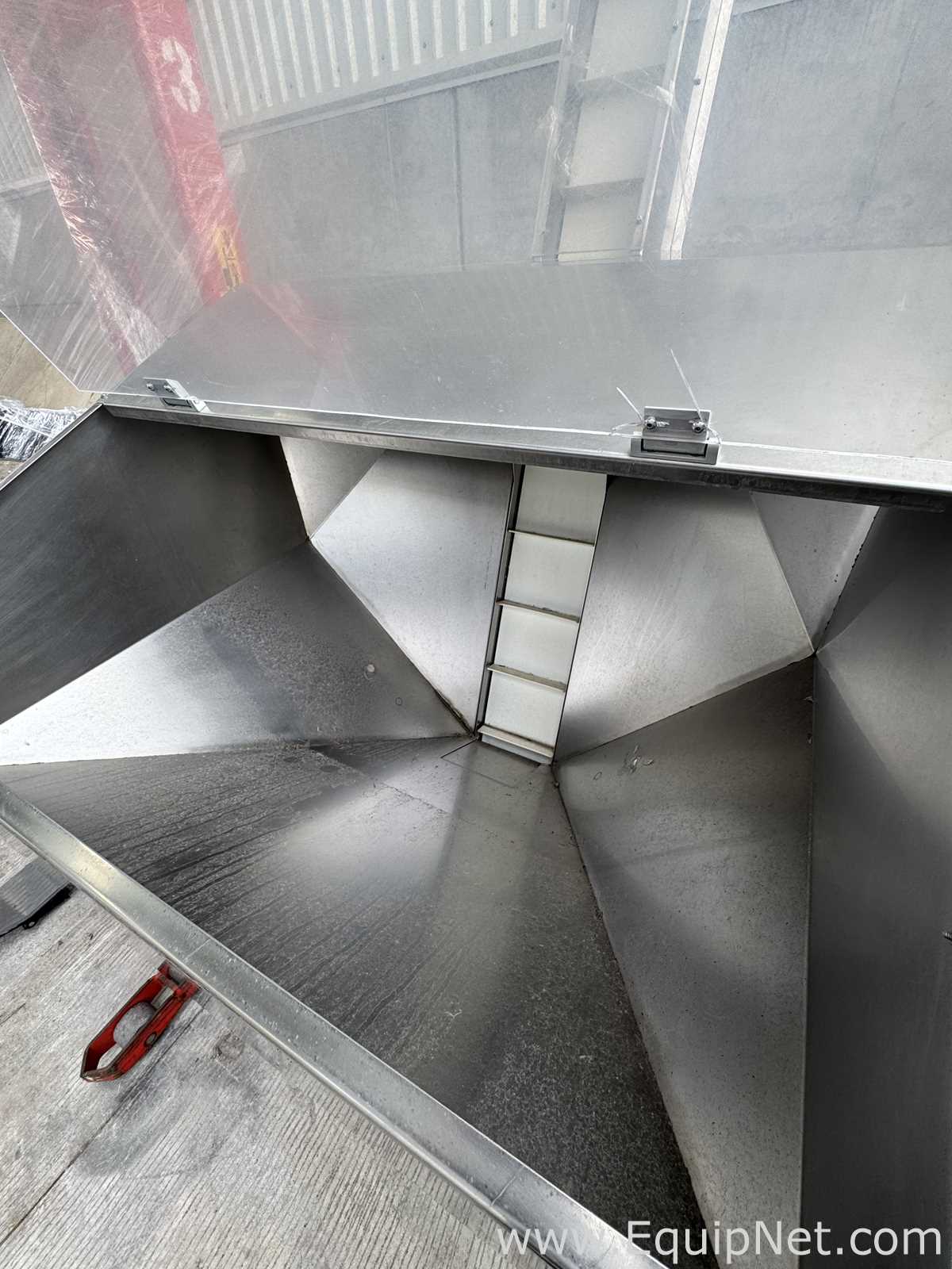 MBF Capmatic 240/3P Cider Plug Capper With Feeding Conveyor