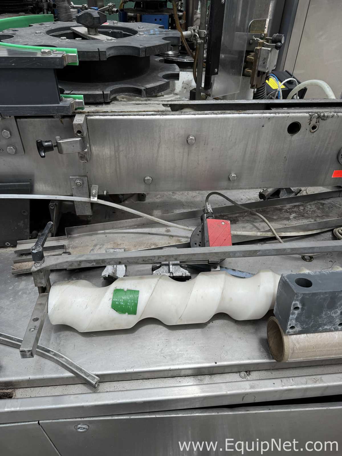 Krones Universella 723-E40 Labeler