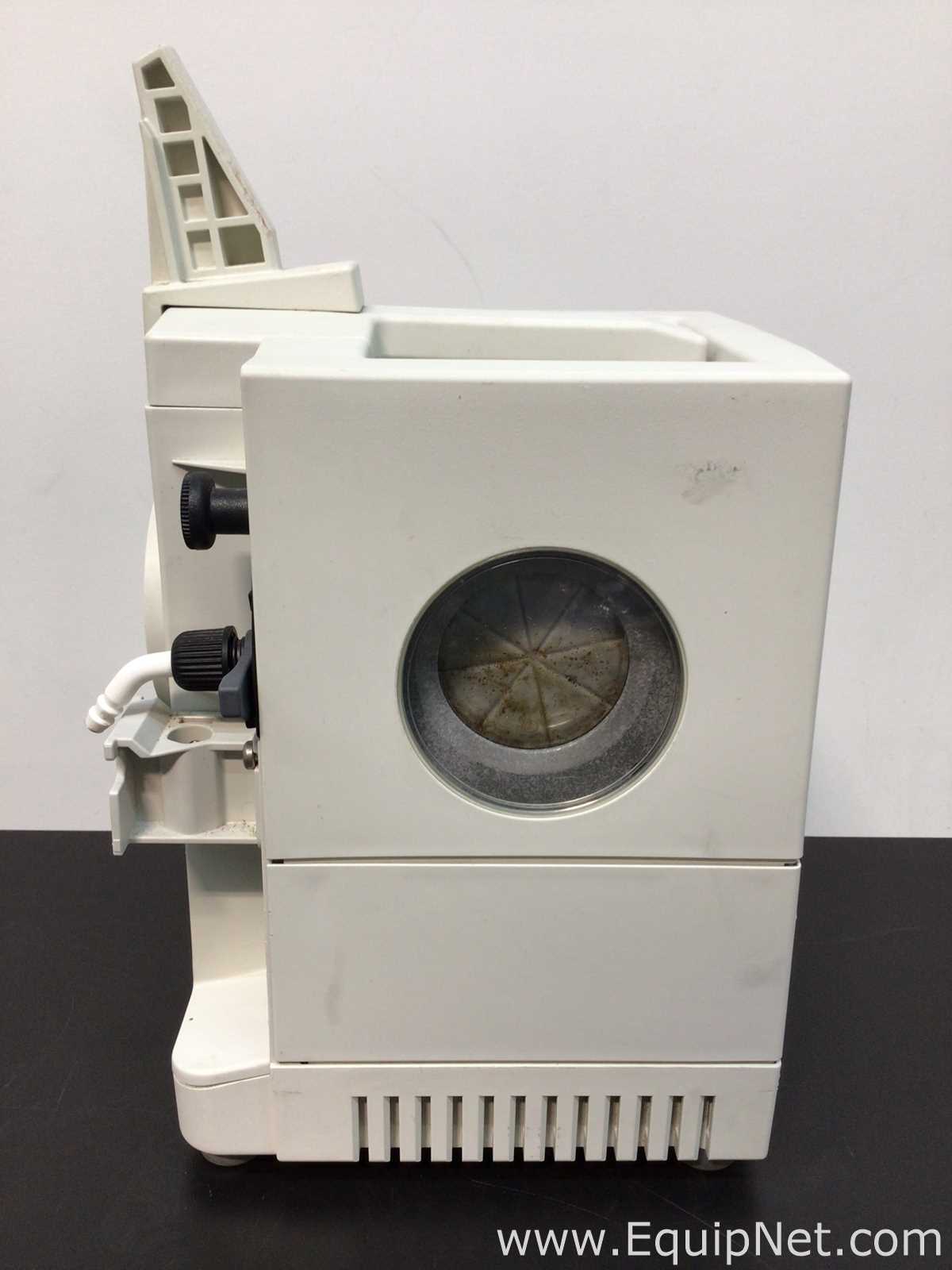 Buchi Labortechnik AG R-210 Evaporator With Vacuum Pump V-700