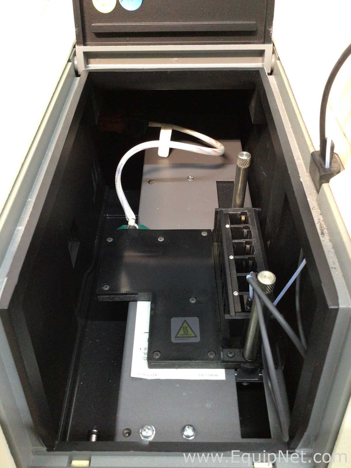 Beckman Coulter DU 800 Spectrophotometer With High Performace Temperature Controller