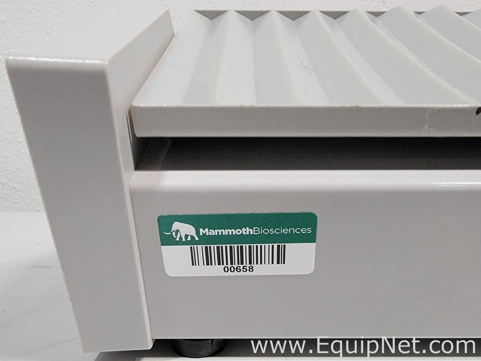 Agitador Benchmark Scientific M2100