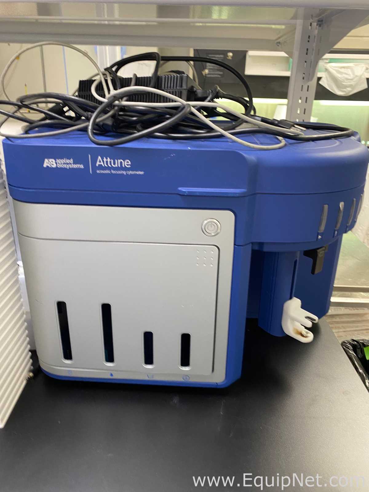 Applied Biosystems Attune Focusing Cytometer with Life Technologies NXT Gen Autosampler