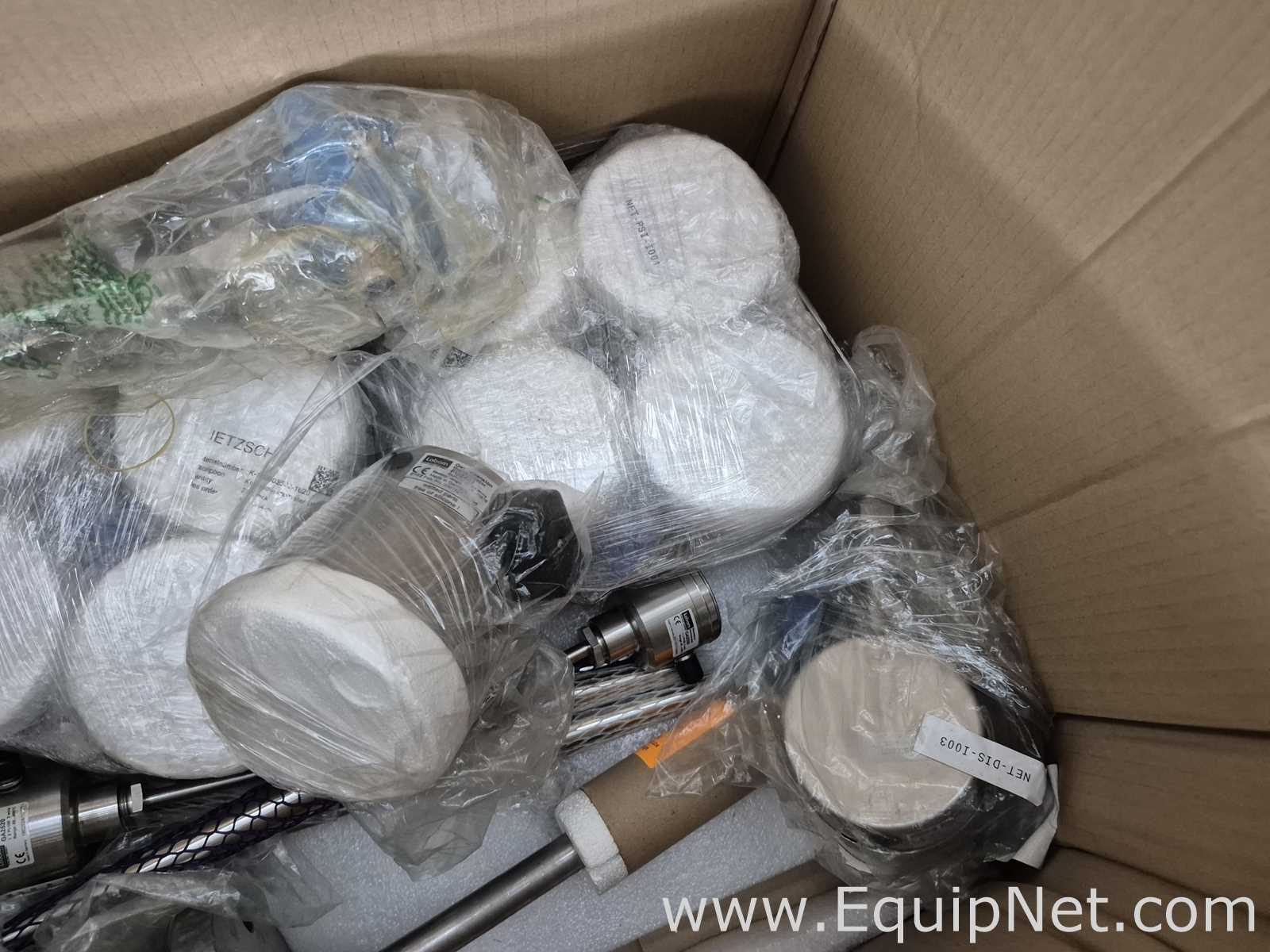 Lot of Standard Weight and Instruments - Pallet No 44 and 49