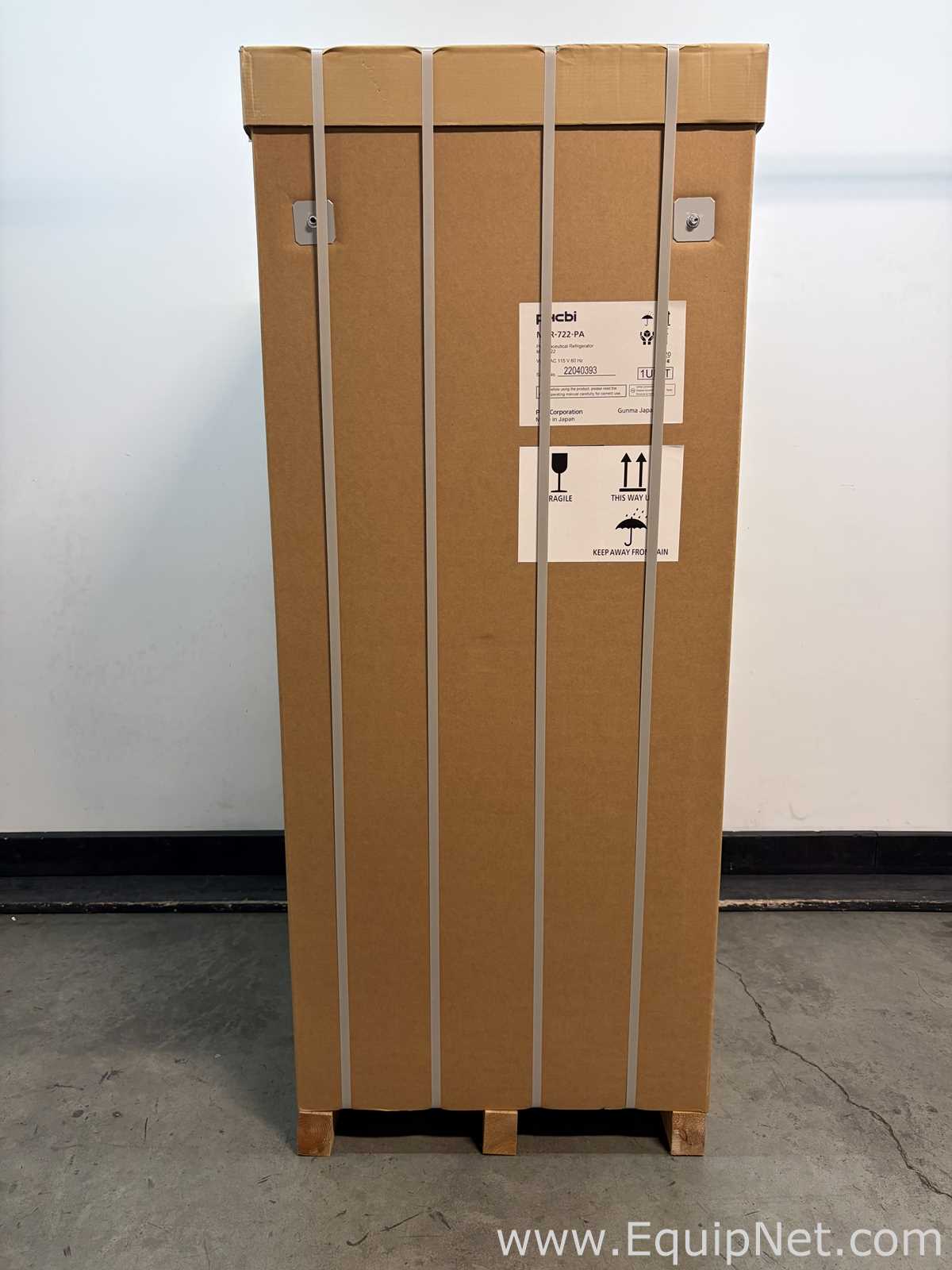 Refrigeradores PHCBI MPR-722-PA. Sin usar