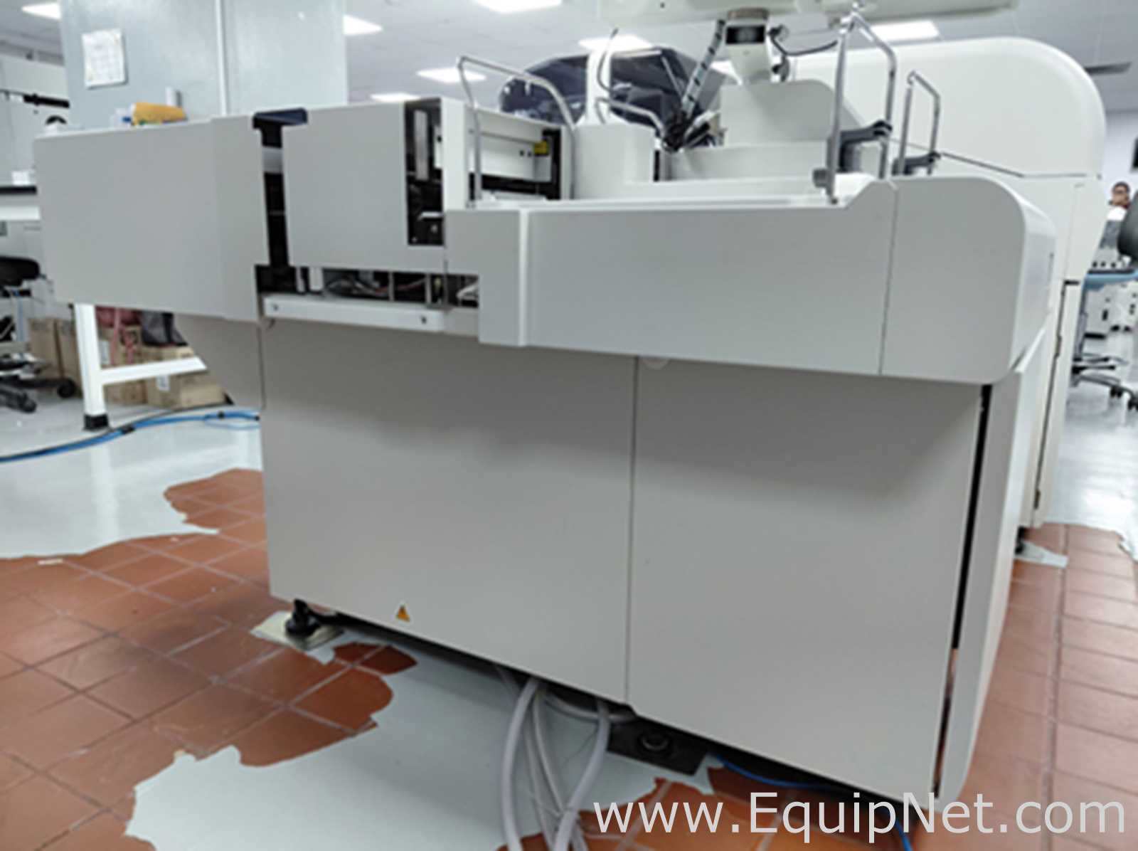 Beckman Coulter AU5800 Chemistry Analyzer