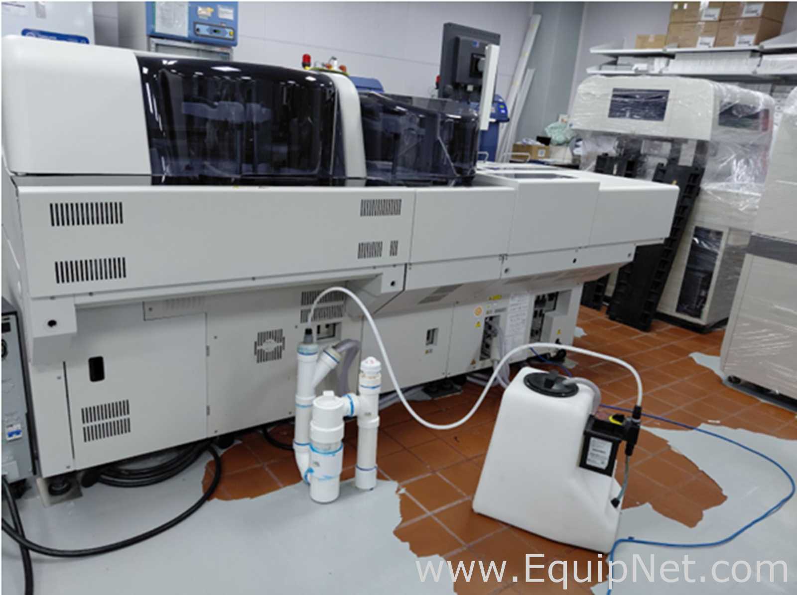 Beckman Coulter AU5800 Chemistry Analyzer