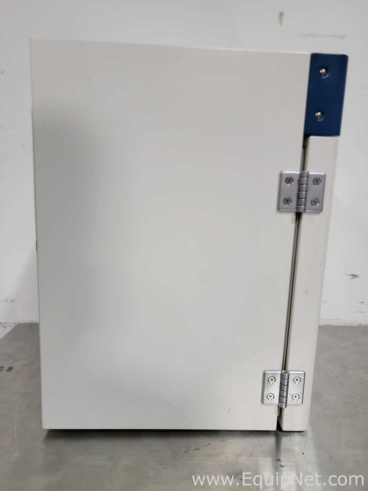 Incubadora VWR Gravity Convection Incubator