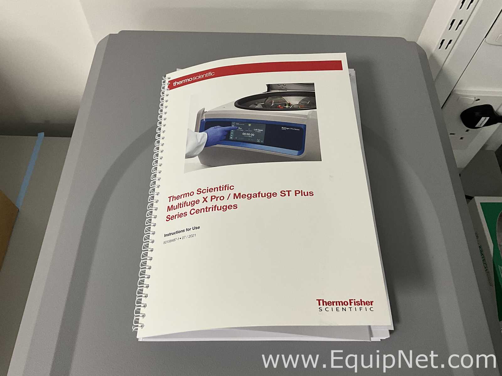 Thermo Fisher Scientific Megafuge ST1 Plus Laboratory Centrifuge