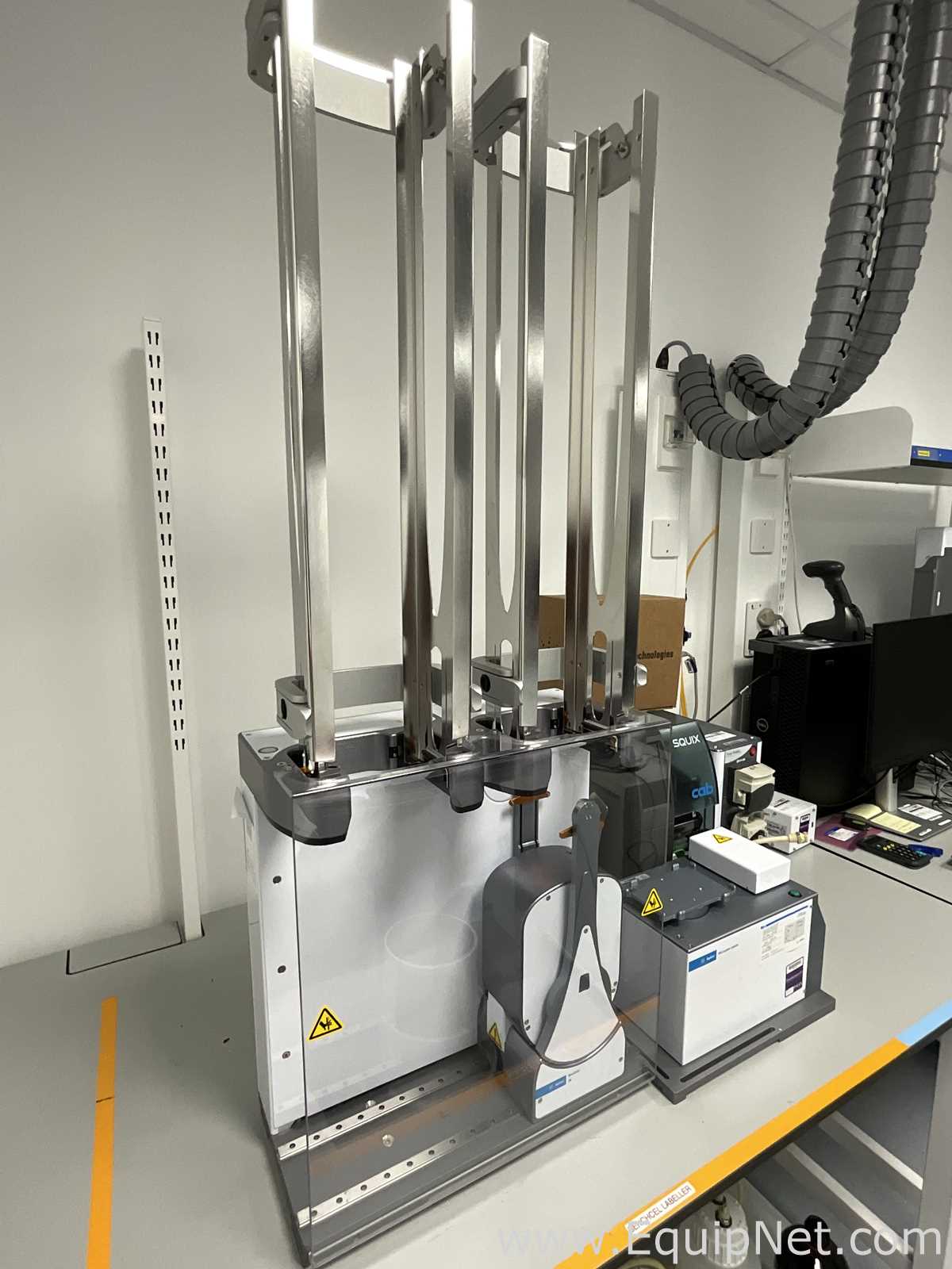 Empilhadora e Manipuladora de MicroPlaca Agilent Technologies BenchCel 2R