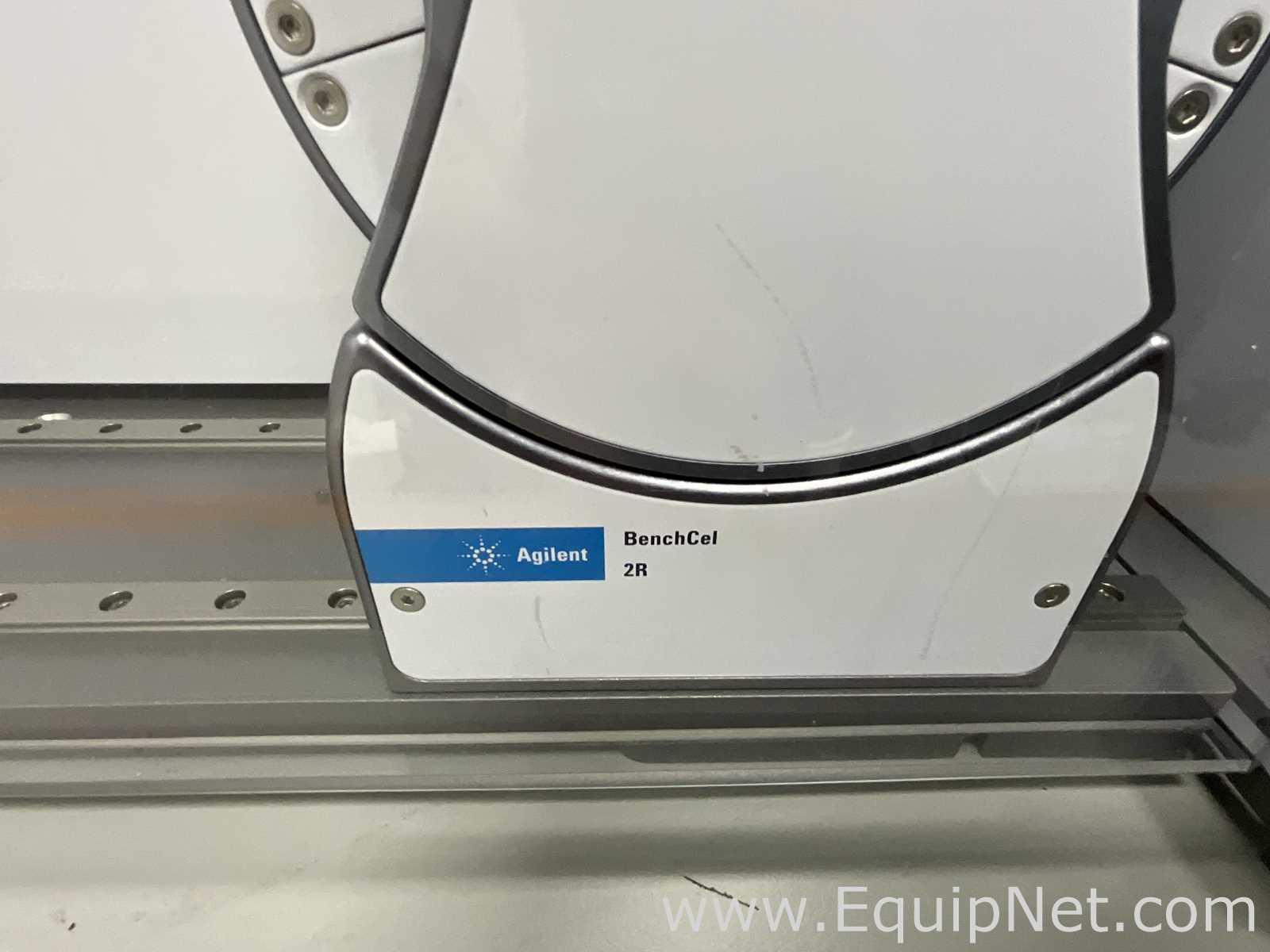 Empilhadora e Manipuladora de MicroPlaca Agilent Technologies BenchCel 2R